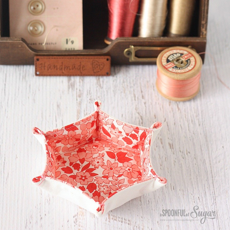 Hexagon Fabric Tray Tutorial by A Spoonful of Sugar