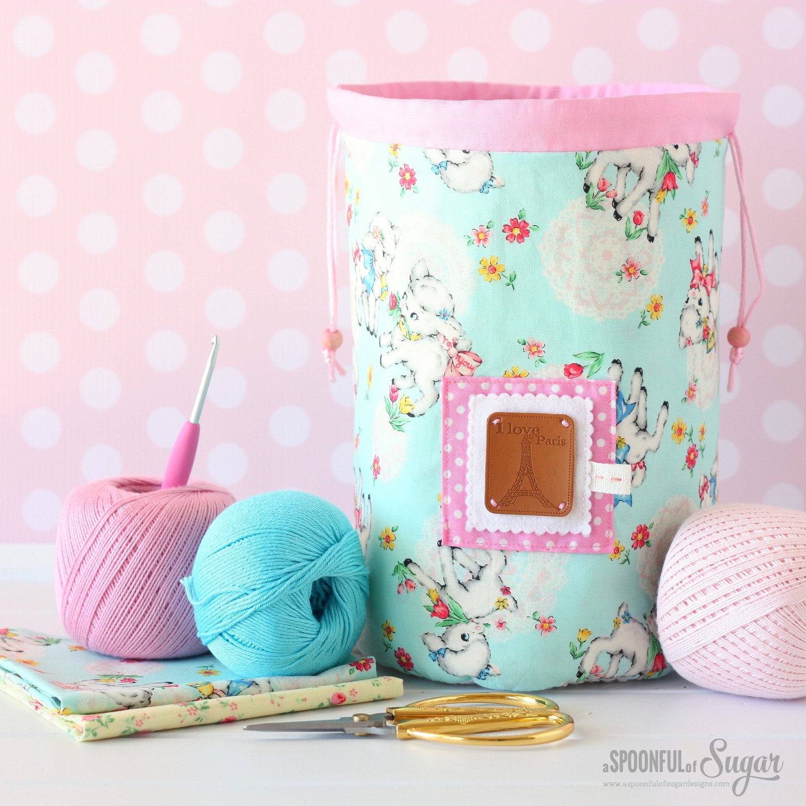 Zakka Dilly Bag from A Spoonful of Sugar: Sew 20 Simple Projects to Sweeten your Surroundings Zakka Style by Lisa Cox