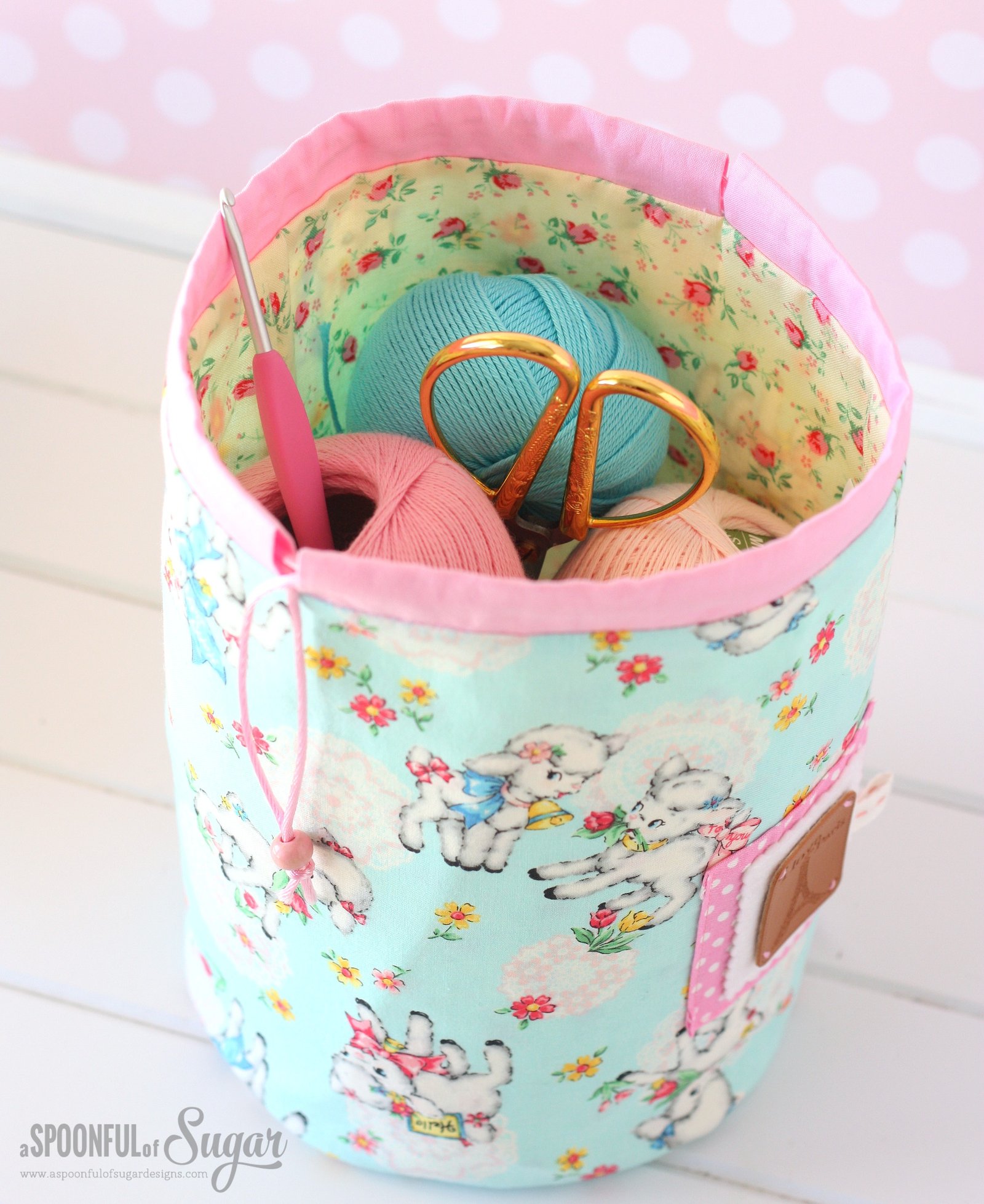 Zakka Dilly Bag from A Spoonful of Sugar: Sew 20 Simple Projects to Sweeten your Surroundings Zakka Style by Lisa Cox