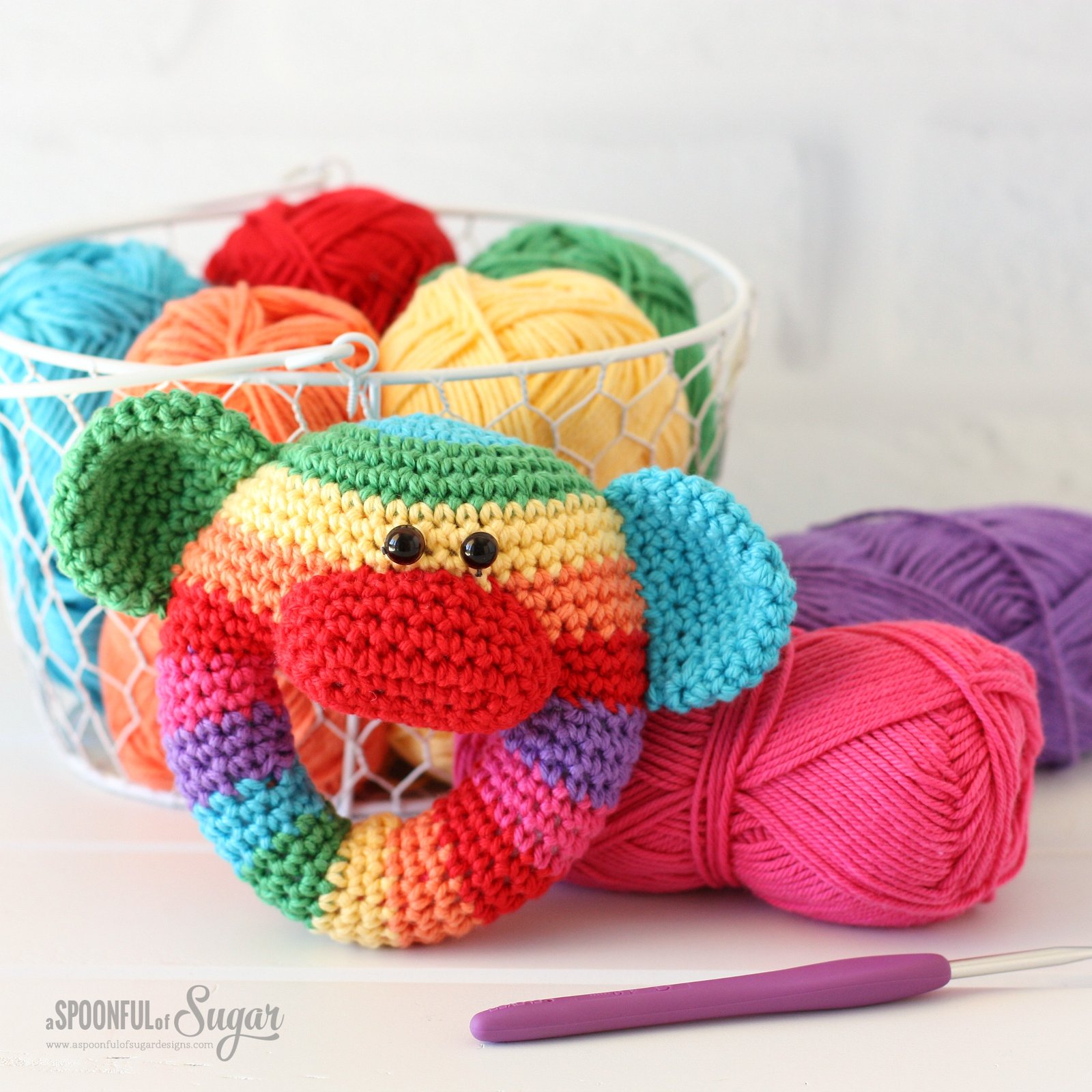 Happy Crochet Book by Carolina Guzman