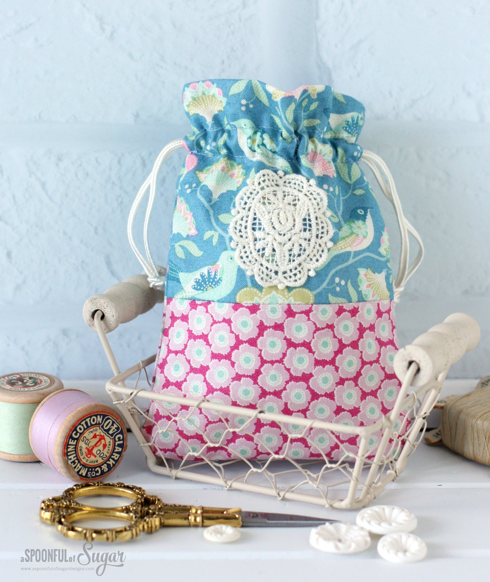Harvest Drawstring Bags - free sewing tutorial by A Spoonful of Sugar