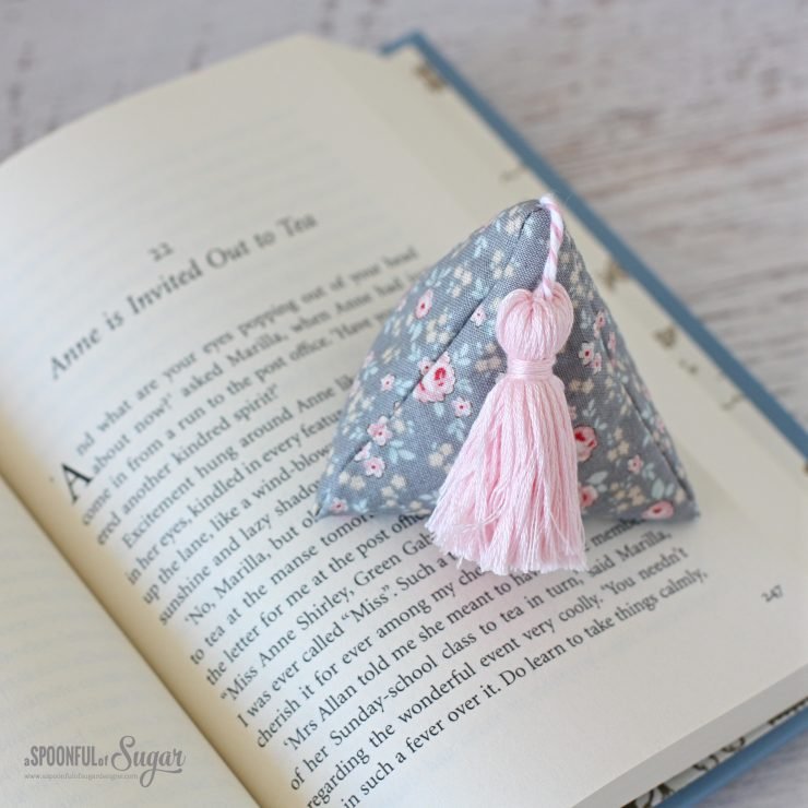 Pyramid Weight sewing tutorial by A Spoonful of Sugar