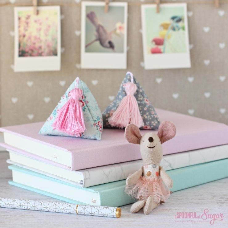 Pyramid Weight sewing tutorial by A Spoonful of Sugar