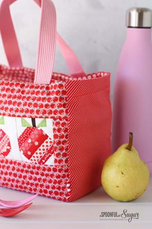 Apple Lunch Tote pdf Sewing Pattern by A Spoonful of Sugar on Etsy.