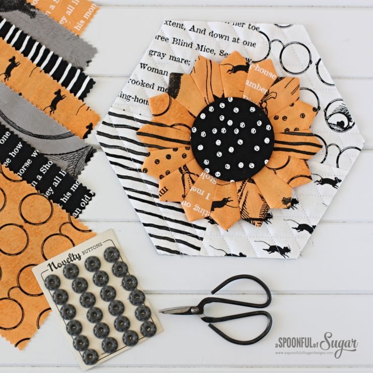 Halloween Dresden Placemat made using ePattern from A Spoonful of Sugar Designs.