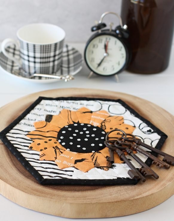 Halloween Dresden Placemat made using ePattern from A Spoonful of Sugar Designs.