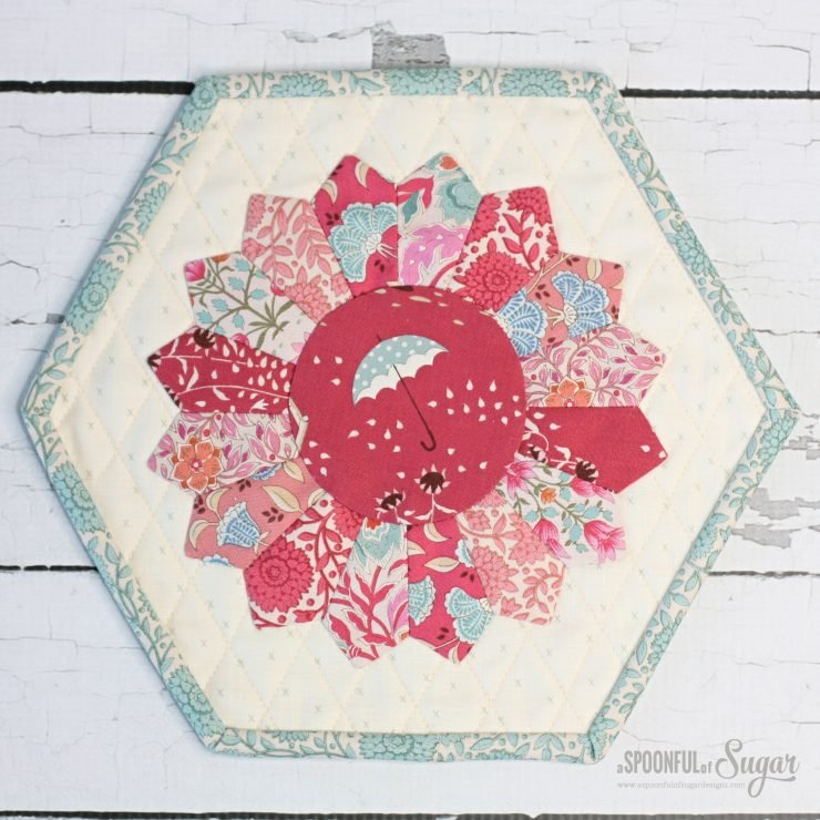 Dresden Placemat PDF Sewing Pattern by A Spoonful of Sugar Designs