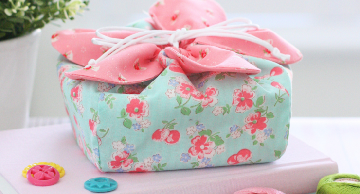 Pretty Handmade Gifts for Women: 15 Lovely Projects to Sew