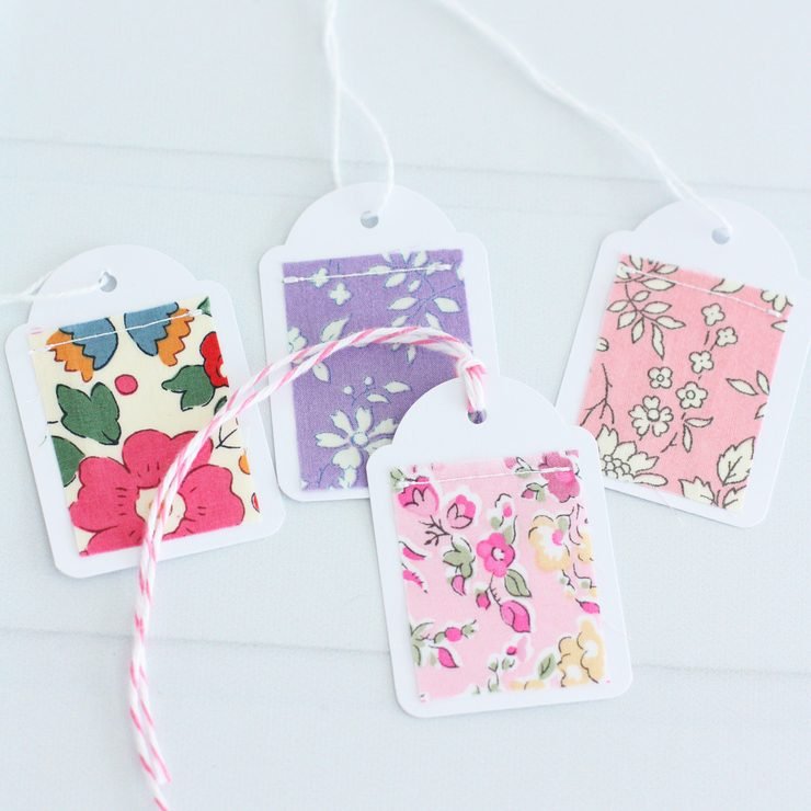 small gift tags featuring small scraps of liberty tana lawn